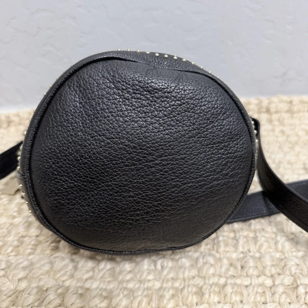 Coach Bleecker Mini Duffle Black Pebbled Leather‎ Studded Crossbody Bag Boho - Picture 6 of 11